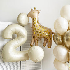 Chic Cream and Gold Giraffe Balloon Set - Sophisticated Decor for Baby Showers & Birthday Parties