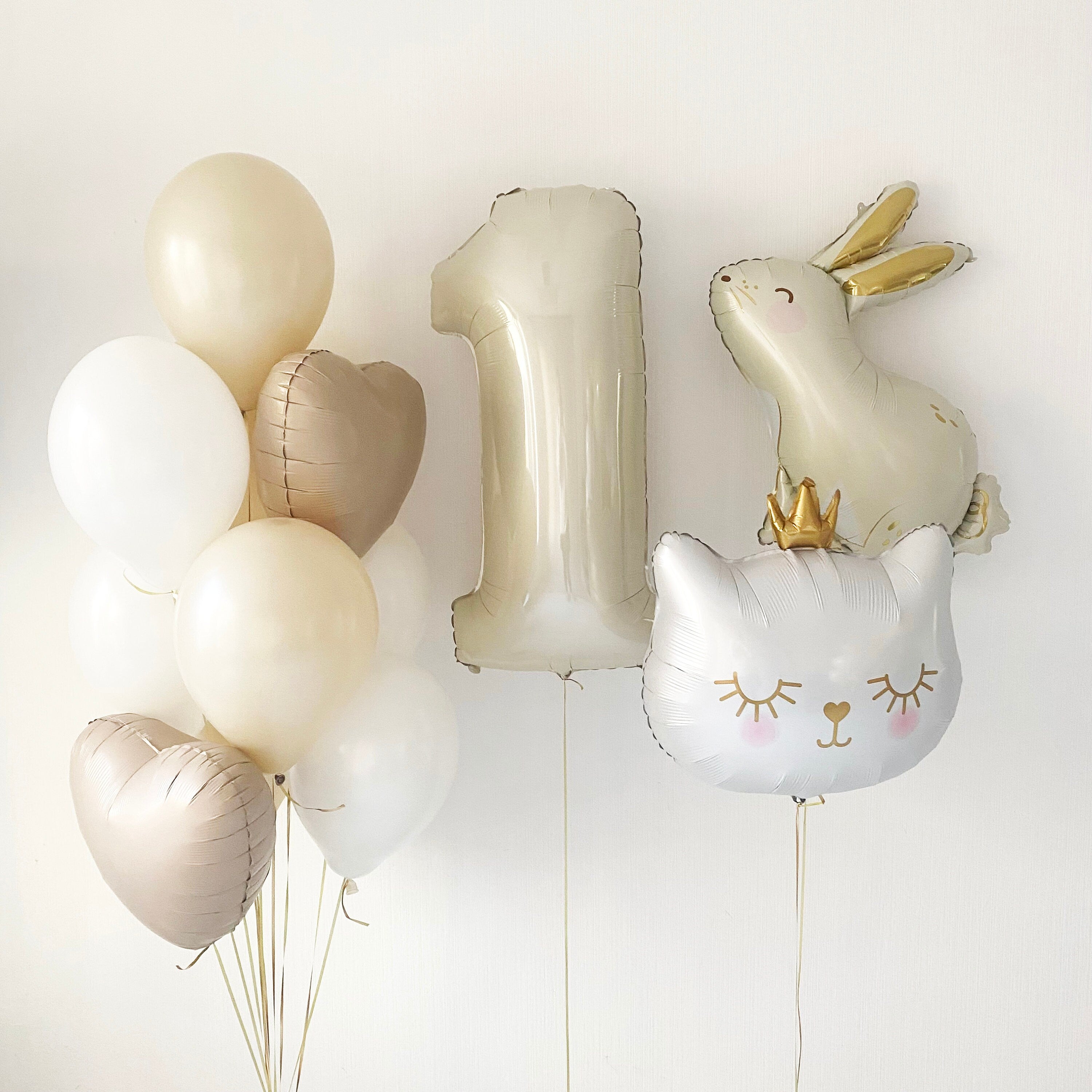 Charming Pastel Cream Balloon Set with Cat & Rabbit for Birthday Party - Whimsical Decor