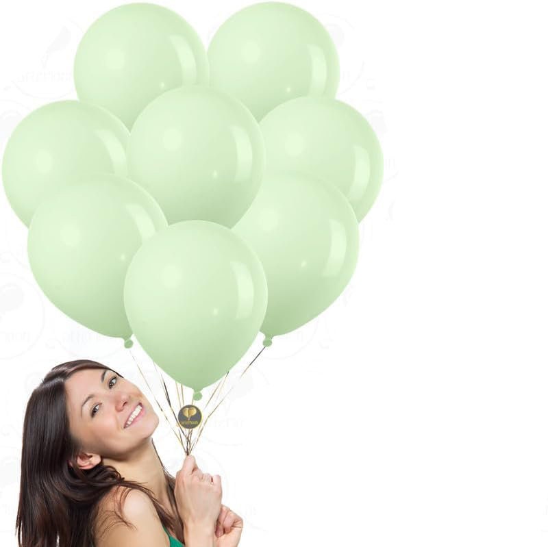 Cheerful Polar Bear Balloon Set - Adorable for Birthday Parties and Baby Showers