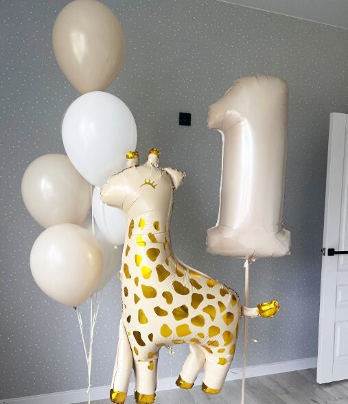 Charming Giraffe & Pastel Balloon Set - Elegant Birthday Party Decor