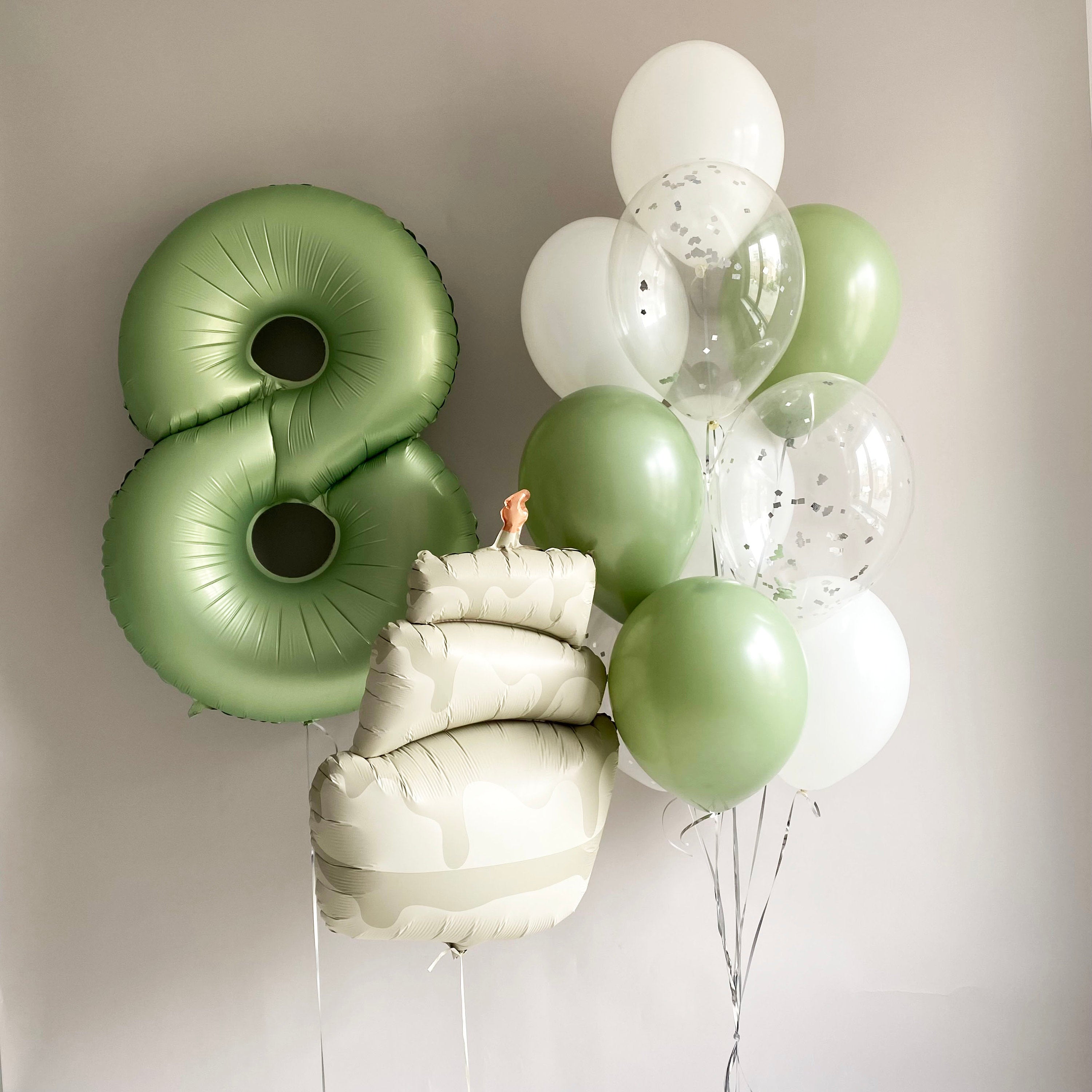 Refreshing Green and White Balloon Set with Unique Number Design - Ideal for Birthdays and Special Occasions