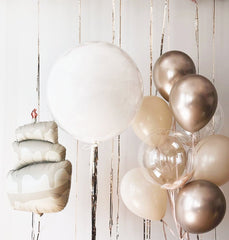 Luxurious Modern Balloon Set in Chrome and Ivory - Ideal for Elegant Parties and Celebrations